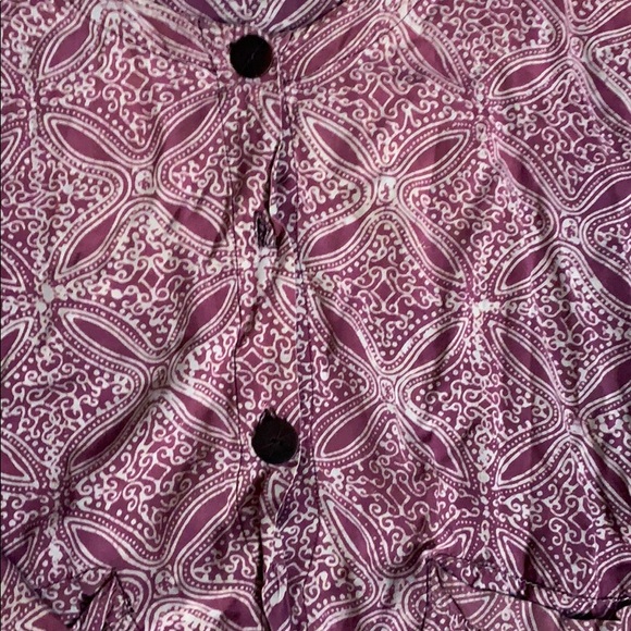 Adorable rayon top - Picture 3 of 6